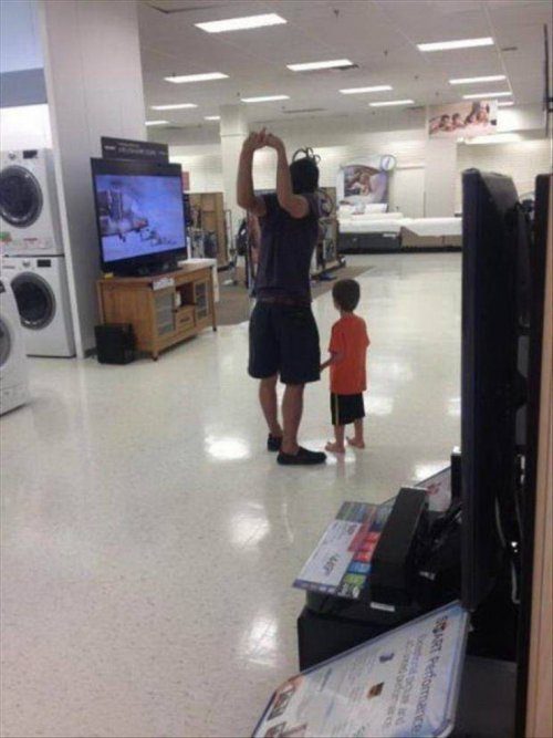 Весьма странные дела... Весьма странные дела...