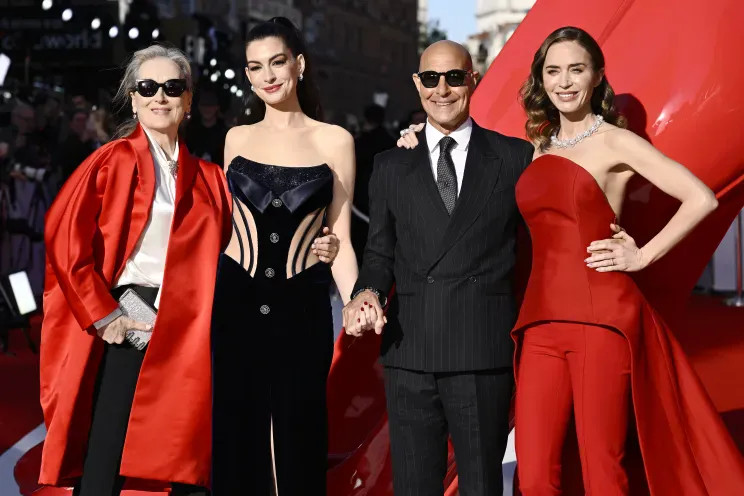 Донателла Версаче, Энн Хэтэуэй, Мэрил Стрип и племянницы принцессы Дианы посетили премьеру сиквела 