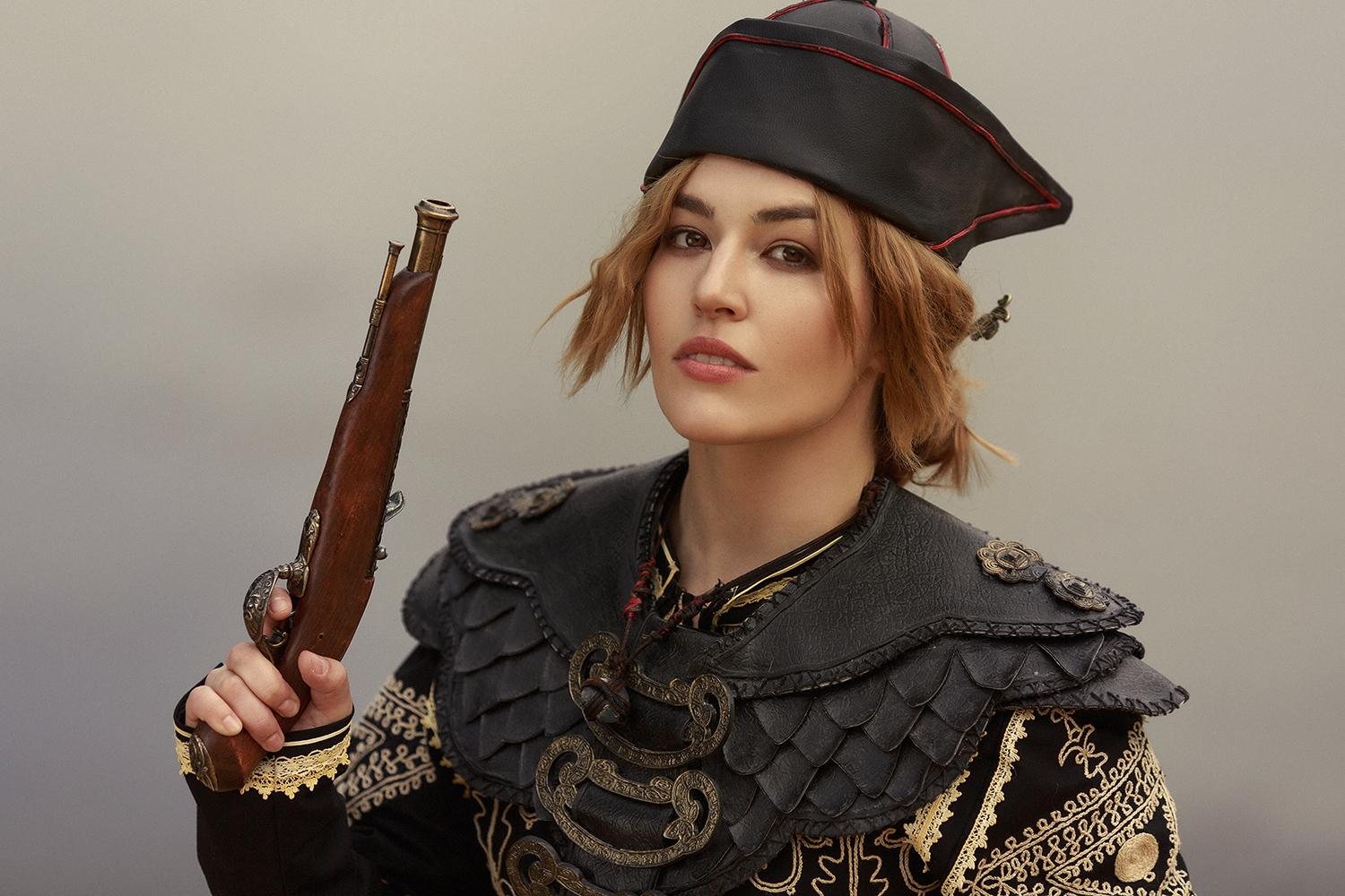 Почему единственная дочь Татьяны Догилевой отказалась от фамилии матери Почему единственная дочь Татьяны Догилевой отказалась от фамилии матери Екатерина, Догилевой, артистка, Девушка, жизни, актрисы, фамилию, Татьяны, Михаилом, дочери, Михаил, отношения, после, Догилева, Татьяна, очень, ничего, писателем, когда, родилась