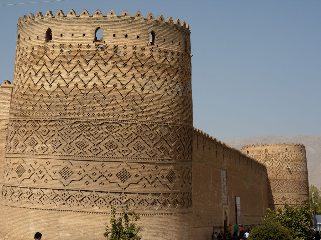 Когда каменщик в душе художник архитектура,дача,дом,жилье,инструмент,интерьер,квартира,недвижимость,ремонт,строительство,стройматериалы