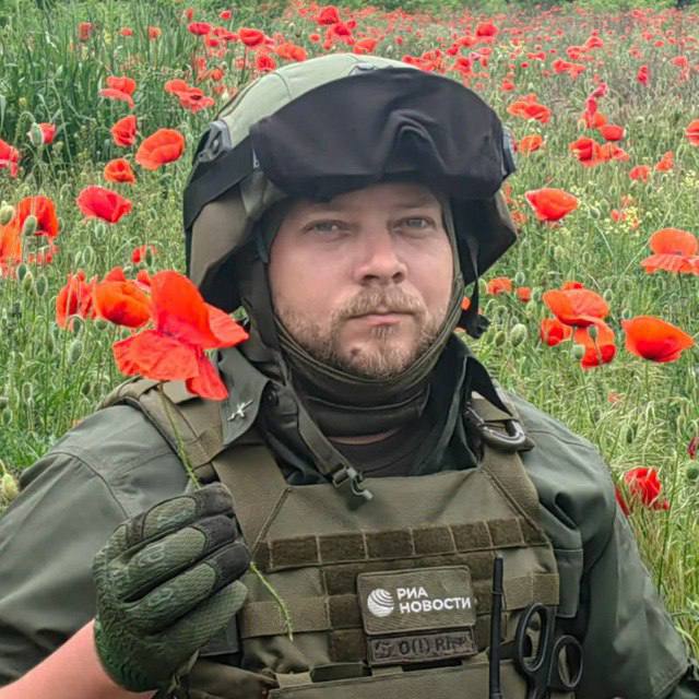 На Украине ликуют – кассетной бомбой США убит российский военкор, его коллеги ранены