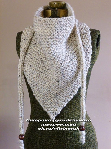 Простой и стильный аксессуар, который вяжется легко и просто. Может кто-то воспользуется идеей.