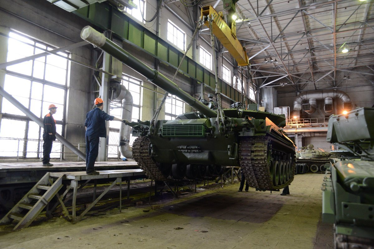  Т-80БВМ, как проект, в 2017-2018 годах считали ненужным, ведь армия России имела на тот момент улучшенные Т-72Б3М образца 2016 года, так же известные, как Т-72Б3 УБХ, Уралвагон завод ставил на поток-3