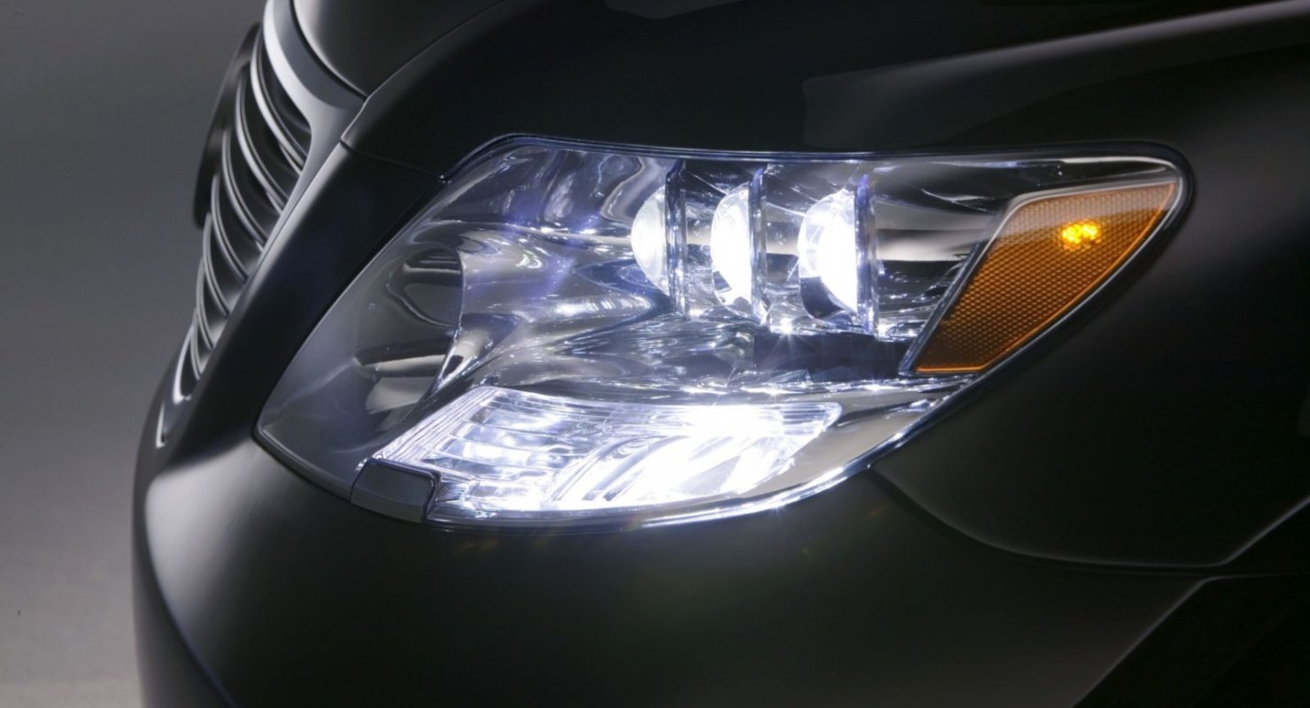 Для чего нужны автоматические фары