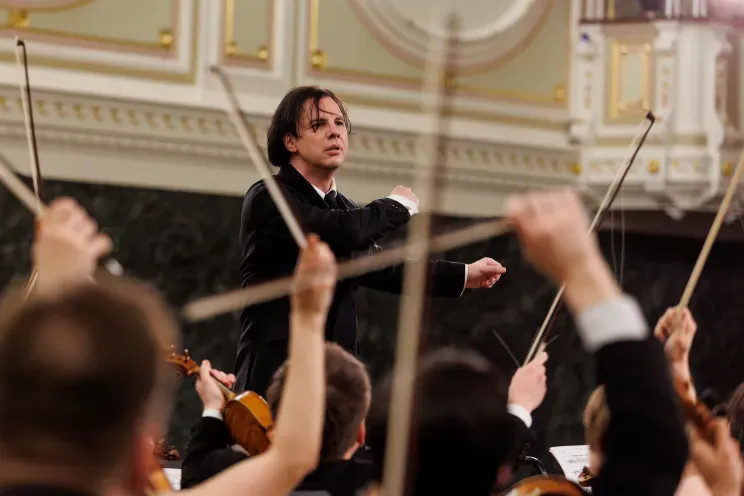 Теодор Курентзис