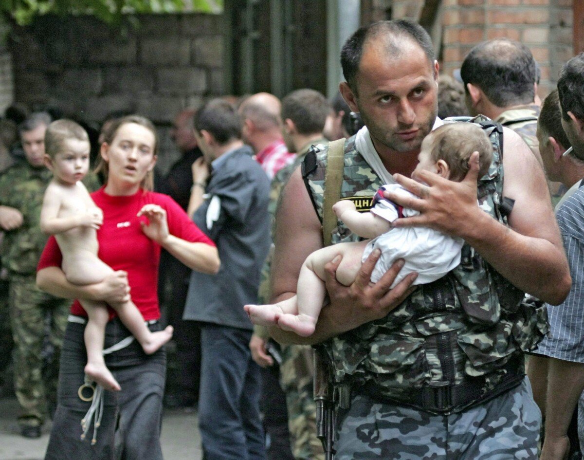 "Гвозди бы делать из этих людей". Как боец спецназа Максим Разумовский стал легендой при жизни г,Владикавказ [164382],г,Москва [1405113],город Владикавказ г,о,[95234230],город Ульяновск г,о,[95250397],г,Ульяновск [1325680],респ,Дагестан [78545],респ,Ингушетия [103401],респ,Северная Осетия - Алания [164313],респ,Чеченская [245026],спецназ,Ульяновская обл,[1325381]