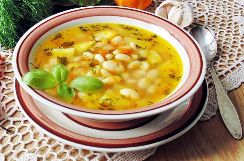Постный суп с перловкой и фасолью: прекрасный вариант обеда