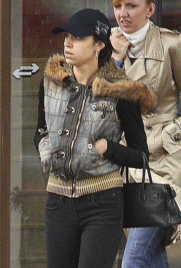 Как живет минская официантка, вышедшая замуж за арабского шейха наши звезды,фильм,шоу,шоубиз