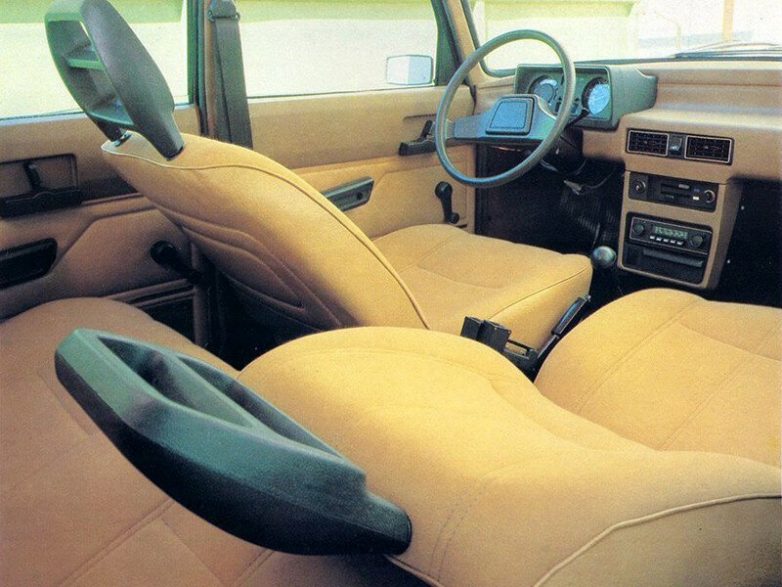 Moskvich 2140SL – роскошь по доступной цене Moskvich 2140SL – роскошь по доступной цене