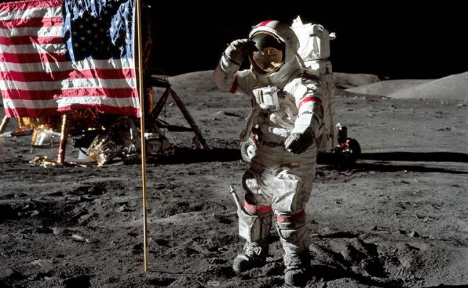 На Земле уже тесно: США готовят захват Луны