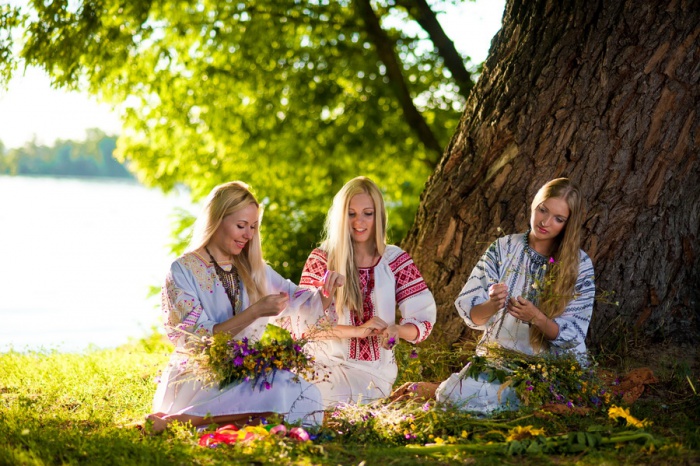 http://www.stihi.ru/pics/2012/10/24/5642.jpg