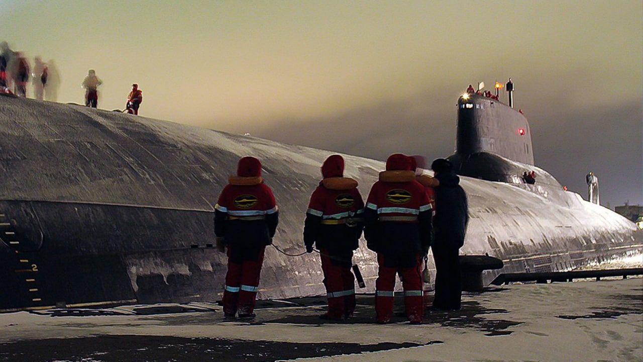 Дандыкин о выведении крупнейшей АПЛ проекта «Акула» из состава ВМФ РФ: Прощаемся с ядерным монстром Дандыкин о выведении крупнейшей АПЛ проекта «Акула» из состава ВМФ РФ: Прощаемся с ядерным монстром Армия