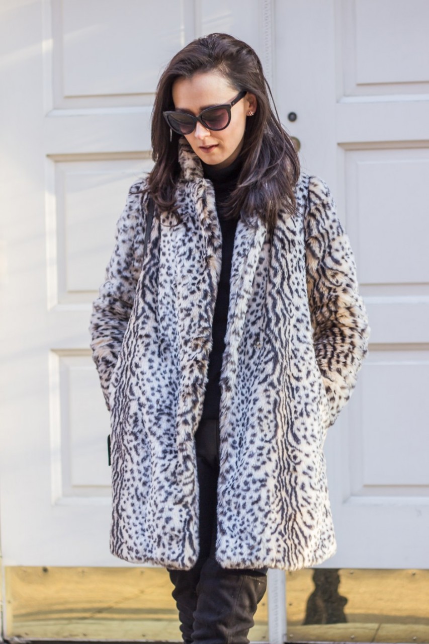 NYC Blogger: faux fur coat and over the knee boots 5