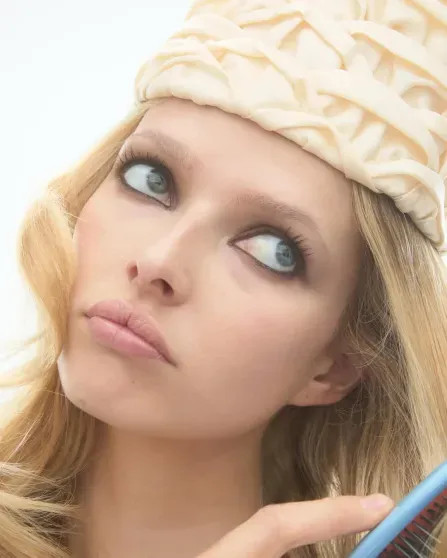 Дочь Гвинет Пэлтроу снялась в белье для глянца МартинЭппл, также, Мартин, которая, самой, добиваться, последний, снялась, Гвинет, доступ, архивам, Chanel, оксюморон, скверной, закрепился, имидж, особняке, девчонки, многом, после