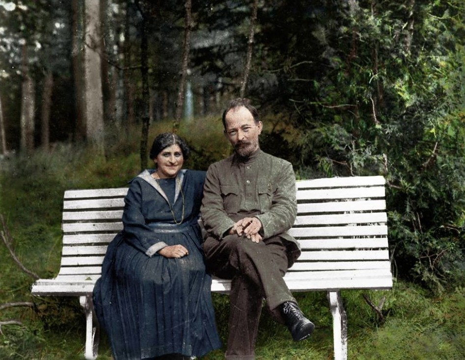 Феликс Дзержинский с женой Софьей Мушкат, 1923. 