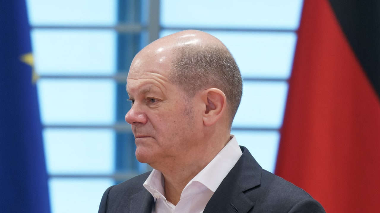 Канцлер ФРГ Шольц: поездке на Украину мешает отказ принять президента Германии