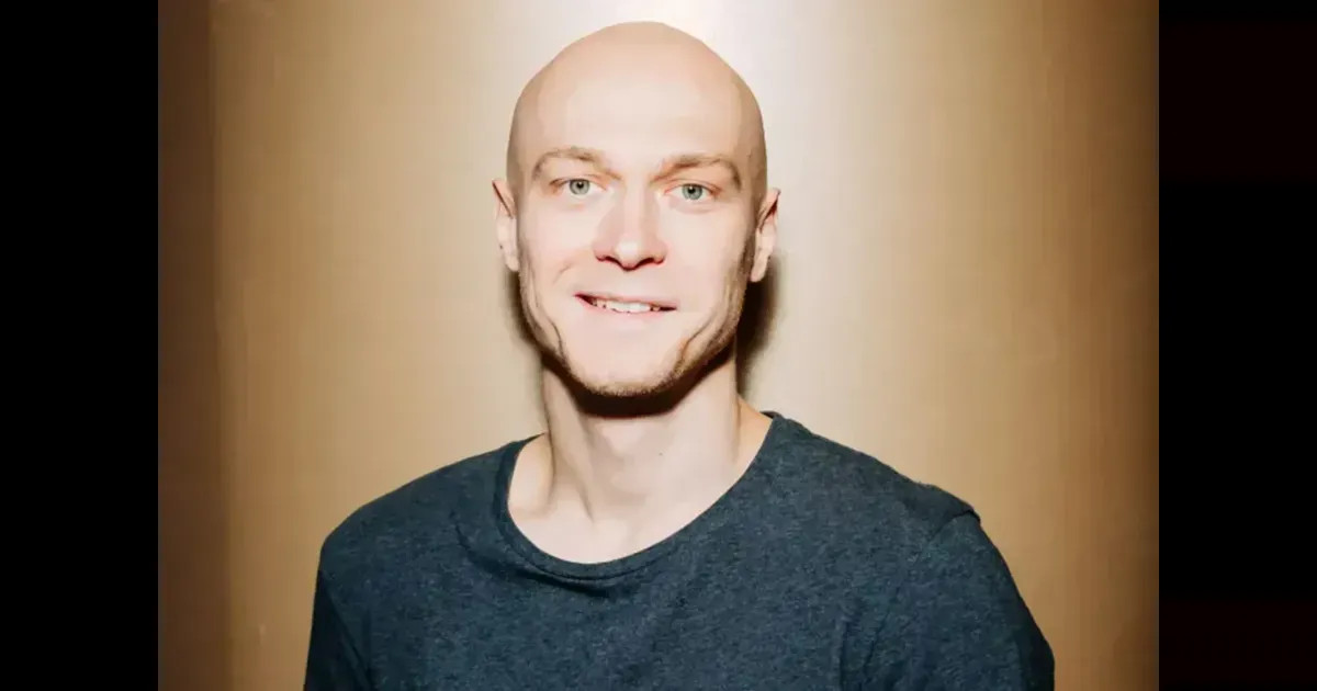 Новый кассовый рекорд: билеты на "Гамлета" с Юрой Борисовым перепродают за 170 тысяч рублей