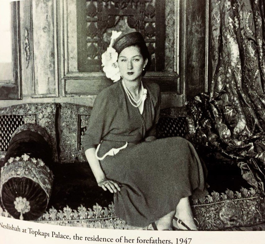Фатьма Неслишах-султан, 1947 год