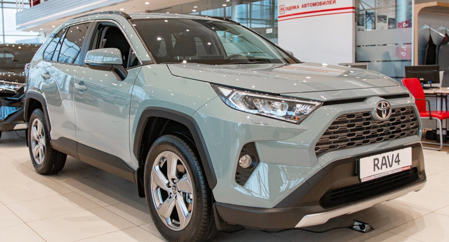 В России бренд Toyota переписал ценники на свои иномарки в июне 2021 года