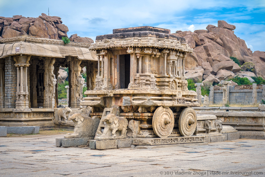 Хампи - пирамиды и руины погибшей империи в самом сердце Индии Хампи - пирамиды и руины погибшей империи в самом сердце Индии индия,история,погибшие цивилизации,руины