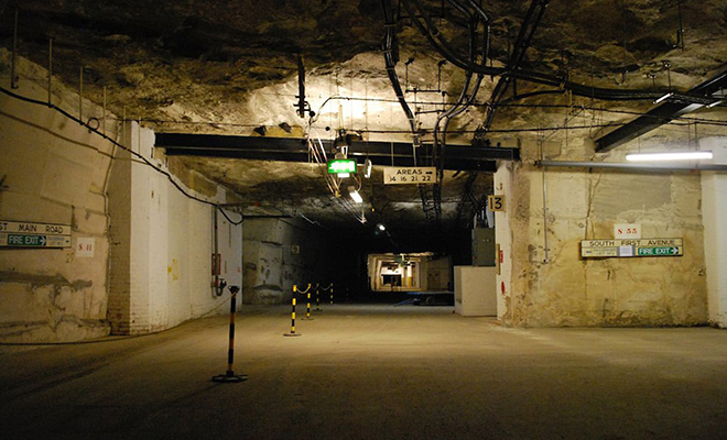 Как изнутри выглядит секретный подземный город Англии, который строили для защиты от СССР