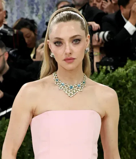 Met Gala — 2026: Джиджи Хадид, Аманда Сейфрид, Зои Кравиц, Оливия Уайлд на красной дорожке Images, Саттон, Джекман, костюма, Броуди, Метрополитенмузее, ХемингуэйСара, Джорджина, СториРозеЭдриан, ПиджонКоннор, ПиджонСара, ФостерСэм, СмитДрю, СмитСэм, РотРанее, ФостерХью, КристиХью, КристиГвендолин, УайлдГвендолин, УайлдОливия
