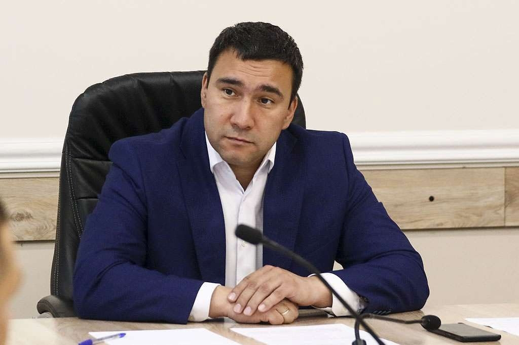 Мэр-"узбек" или заммэра-"француженка"? Кто в Находке отменил Крестный ход, а рыбу отправляет в Узбекистан? - свежие новости на Toplenta