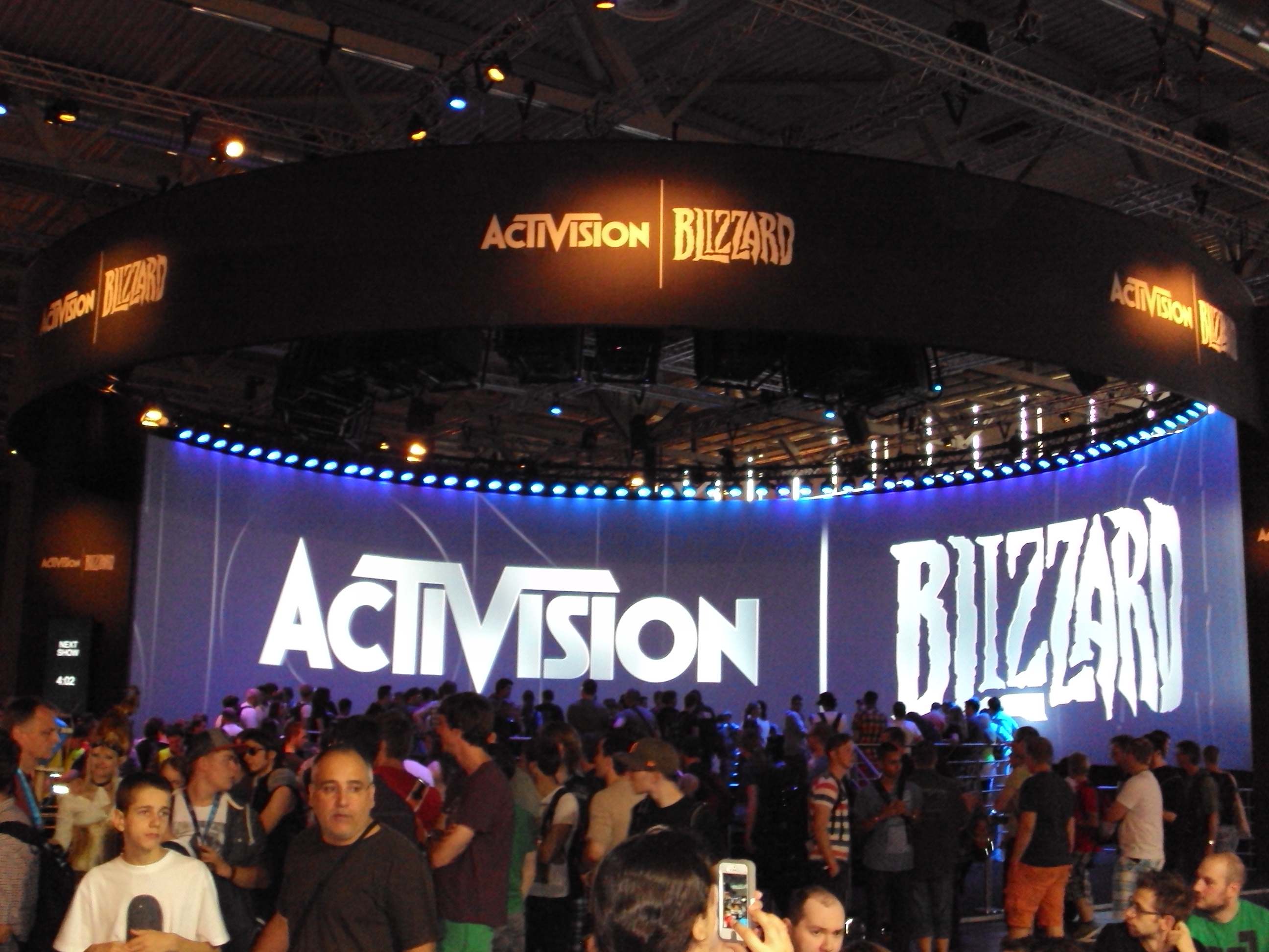 File:Activision-Gamescom 2013.JPG - Wikimedia Commons
