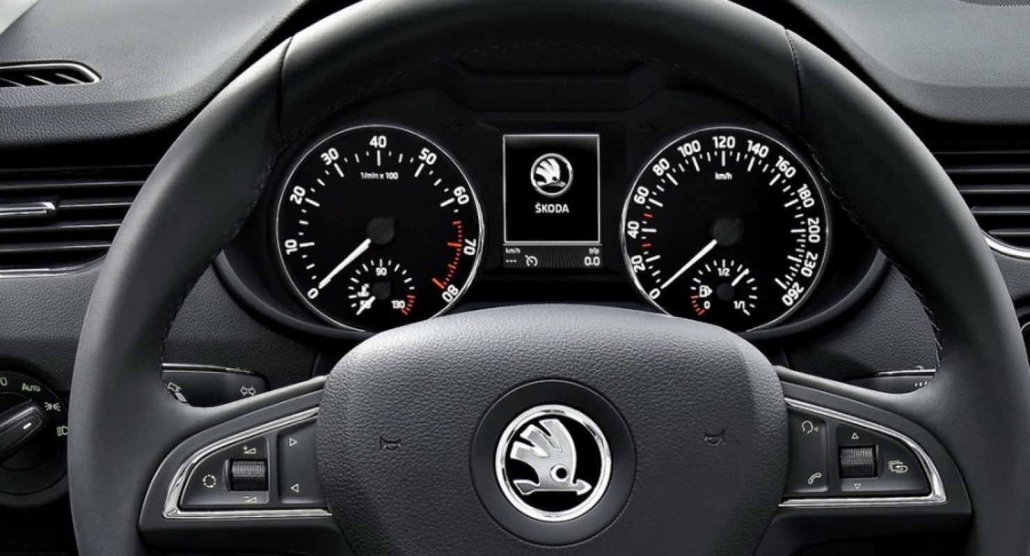 В России в продаже представлены новые Skoda Octavia стоимостью 2.75 млн рублей Автомобили