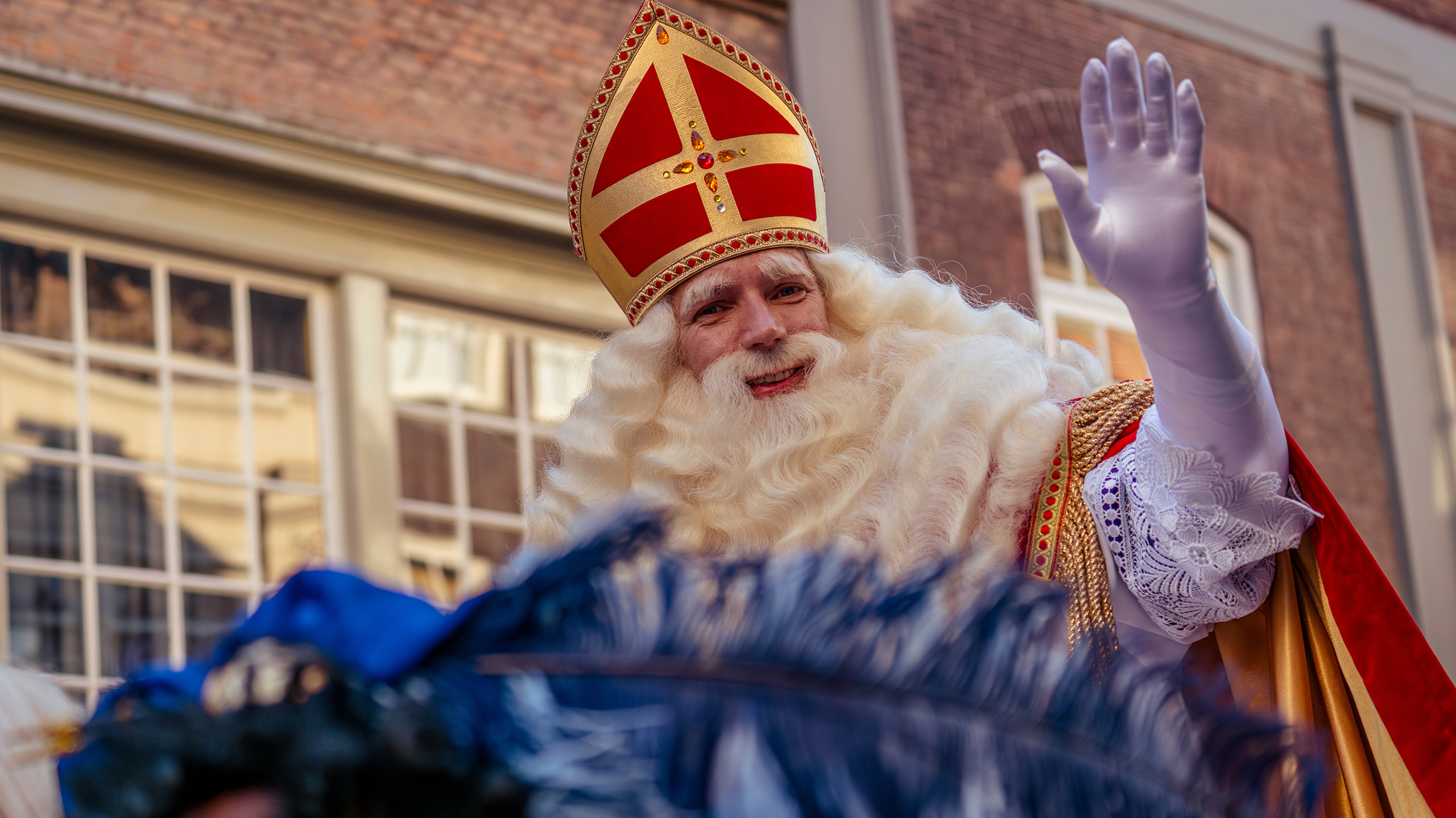Не только Дед Мороз из Великого Устюга: 10 зимних волшебников со всей планеты декабря, подарки, живет, благополучие, Мороз, юлениссе, собой, Новый, который, которые, может, засунув, палец, волшебник, вечером, Паккайне, круглый, Увгун, традиционного, домах