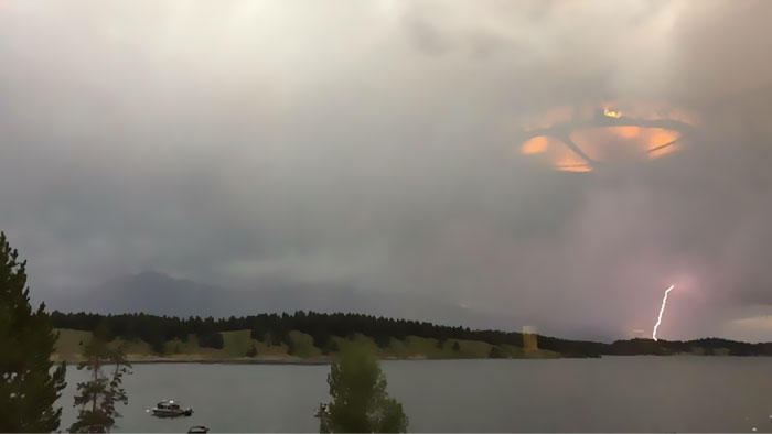 The Reflection Of The Light Inside Makes It Look Like There's A Ufo
