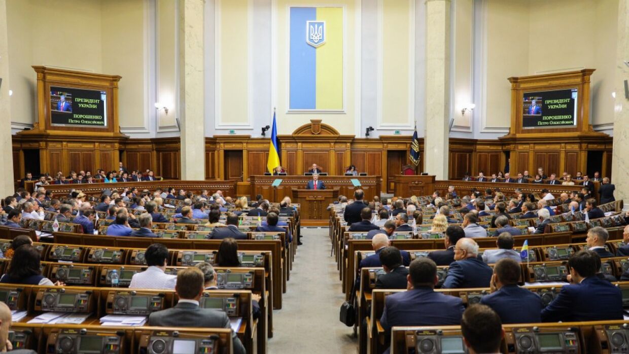 Царев объяснил желание Киева изменить состав участников ТКГ внутриукраинской борьбой