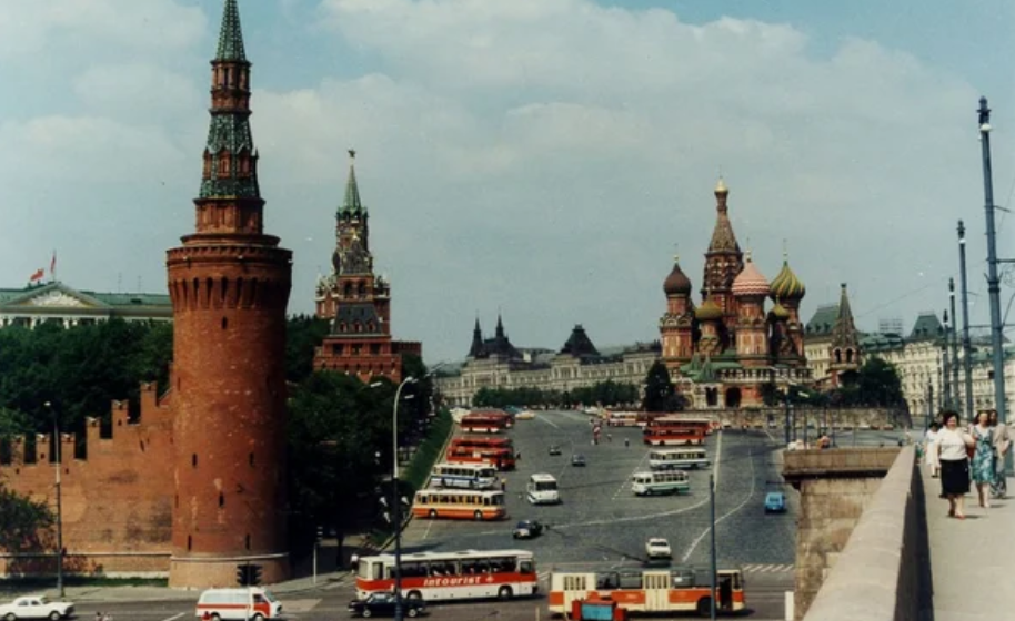 Сколько стоило "бесплатно" в Советском Союзе? Сколько стоило "бесплатно" в Советском Союзе? мнение