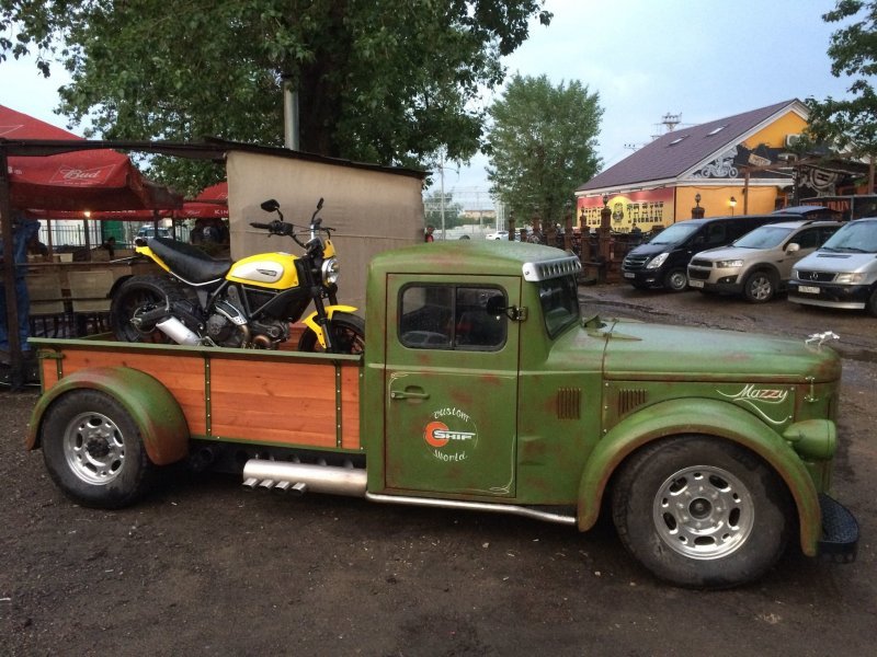 Перевоплощение старого МАЗа в хот-род на базе внедорожника Chevrolet Перевоплощение старого МАЗа в хот-род на базе внедорожника Chevrolet