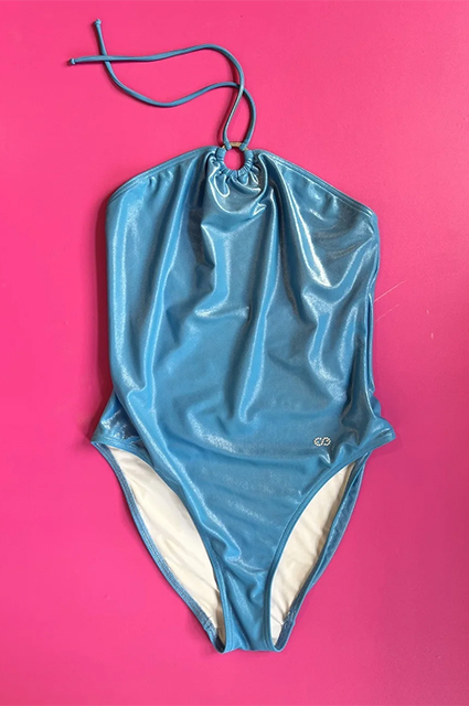7 блестящих купальников в стиле Ким Кардашьян, чтобы красиво закрыть пляжный сезон Новости моды