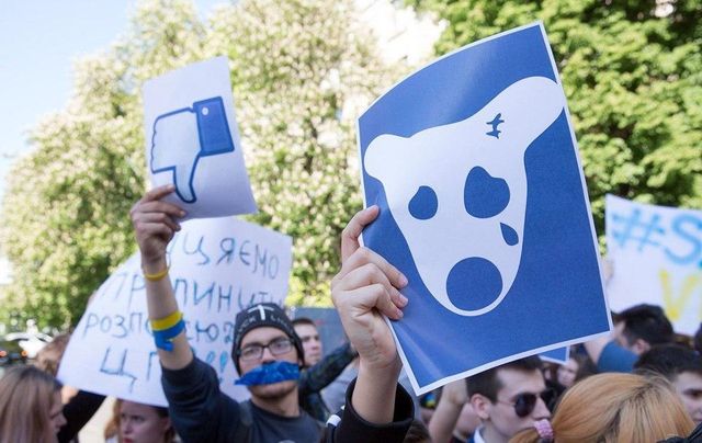 О битве украинских властей с «русским интернетом» О битве украинских властей с «русским интернетом» украина