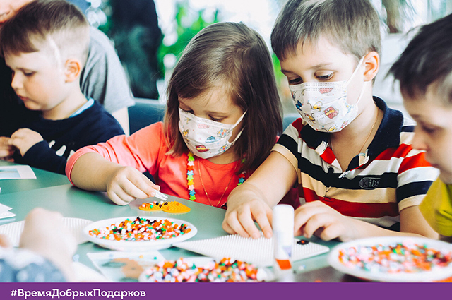 Набор для скандинавского сияния кожи, блески-стейны и другие бьюти-новинки недели новости красоты