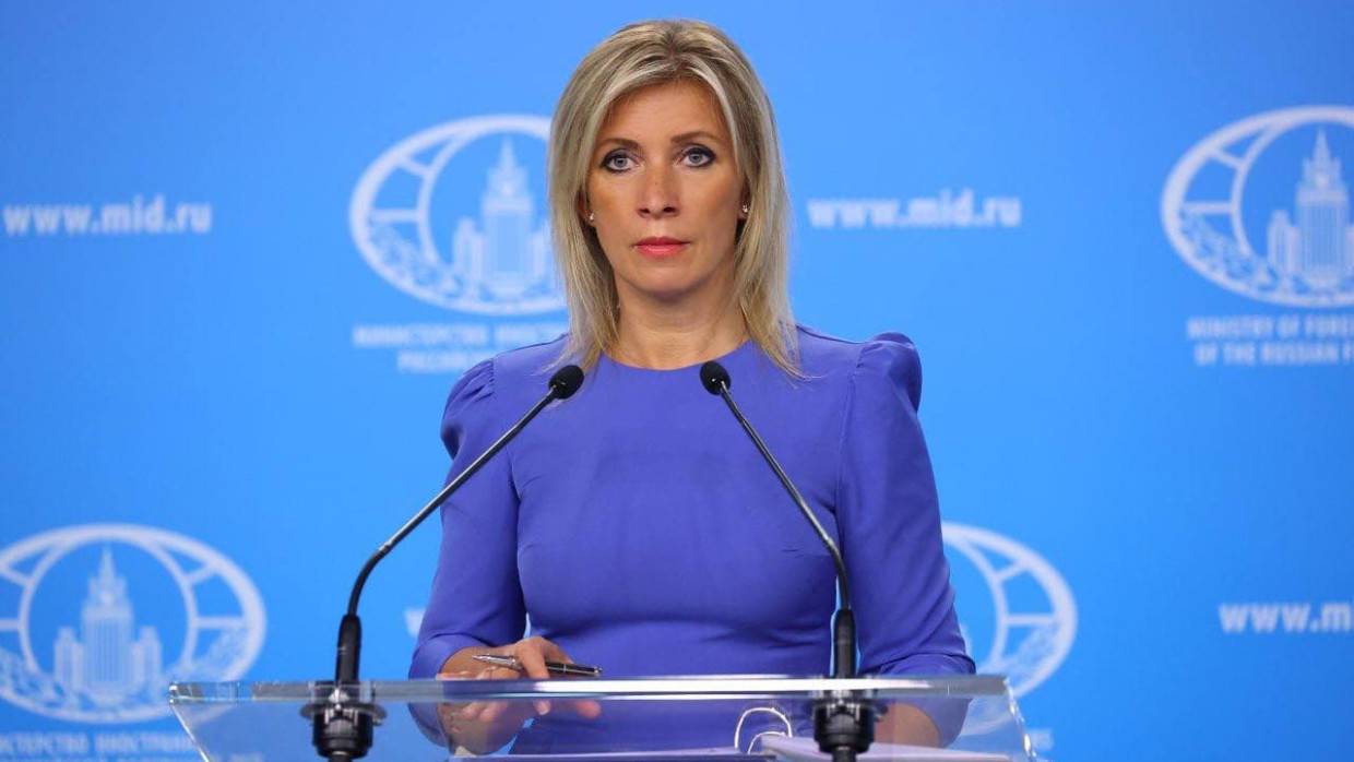 Захарова рассказала Зеленскому о продаже гражданства Украины беженцам с Ближнего Востока