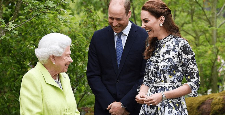 Кейт Миддлтон провела для королевы Елизаветы II экскурсию по саду