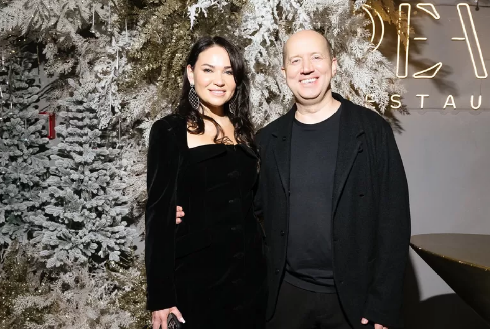 Как выглядит девушка Сергея Бурунова, из-за которой актер похудел на 14 кг Сергей, Екатерина, актер, Павла, девушке, очень, появился, объяснил, Бурунов, после, только, компания, одном, абьюзивные, Екатерины, почти, Москву, встречается, переехала, братом