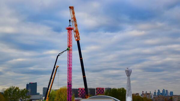 Монтаж аттракциона Открытого парка «Воздушная вертикаль»: взлетаем к Мечте!