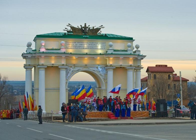 Архитектура Новочеркасска ночью