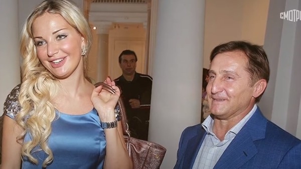 Мария Максакова заявила, что ее экс-супруг делает из детей «подельников» Мария Максакова заявила, что ее экс-супруг делает из детей «подельников» Шоу-бизнес