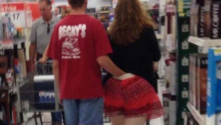 Эти люди просто пришли за покупками в американский супермаркет Эти люди просто пришли за покупками в американский супермаркет