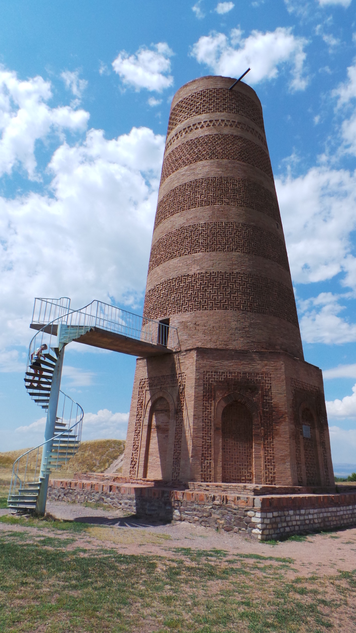 Когда каменщик в душе художник архитектура,дача,дом,жилье,инструмент,интерьер,квартира,недвижимость,ремонт,строительство,стройматериалы