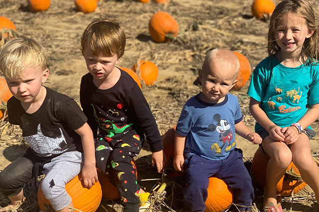 Как Тори Спеллинг, Кайли Дженнер, Лив Тайлер и другие звезды готовятся к Хеллоуину Как Тори Спеллинг, Кайли Дженнер, Лив Тайлер и другие звезды готовятся к Хеллоуину Новости