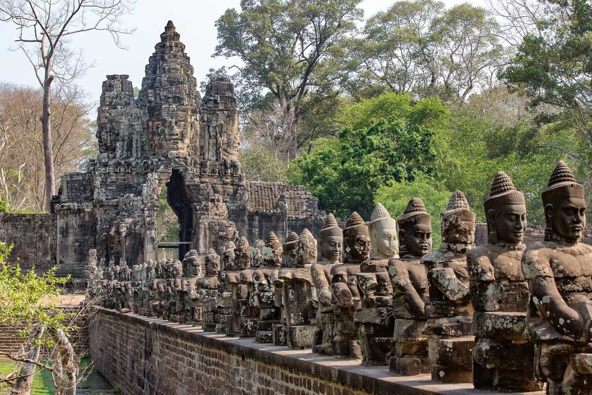 Ангкор был самым большим городом Земли. в 11 веке нашей эры