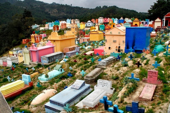 Все цвета радуги: жизнерадостные кладбища в Гватемале вокруг света,интересное,Кладбище,мир, Гватемала, культура, похороны, этно