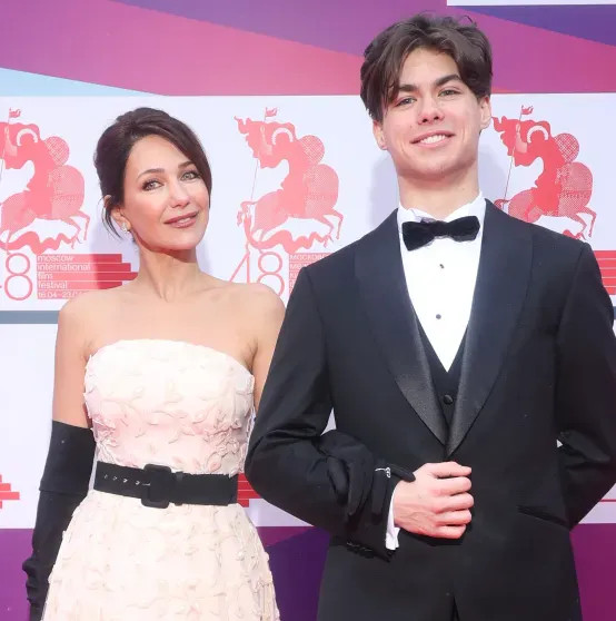 Елизавета Боярская, Кристина Асмус, Павел Прилучный и Зепюр Брутян, Валерия Гай Германика с дочерью и Юлия Хлынина на закрытии ММКФ-2026 фильм, получил, Прилучный, режиссёра, Екатерина, Климова, сыном, номинации, Германика, режиссёр, дочерью, Зепюр, Волкова, награду, актриса, кинематографист, БоярскаяЕлизавета, Екамасова, Дарья, конкурса