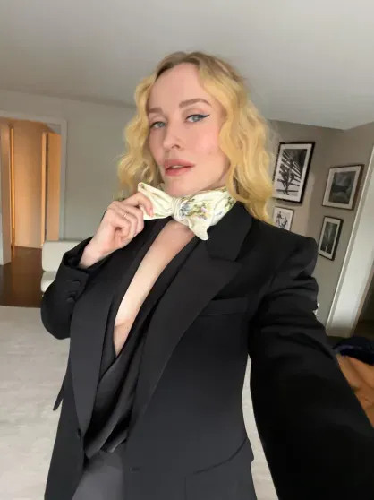 Миллион пионов и 